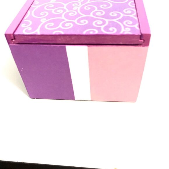 Handcrafted jewelry/trinket box, purple - Picture 7 of 8